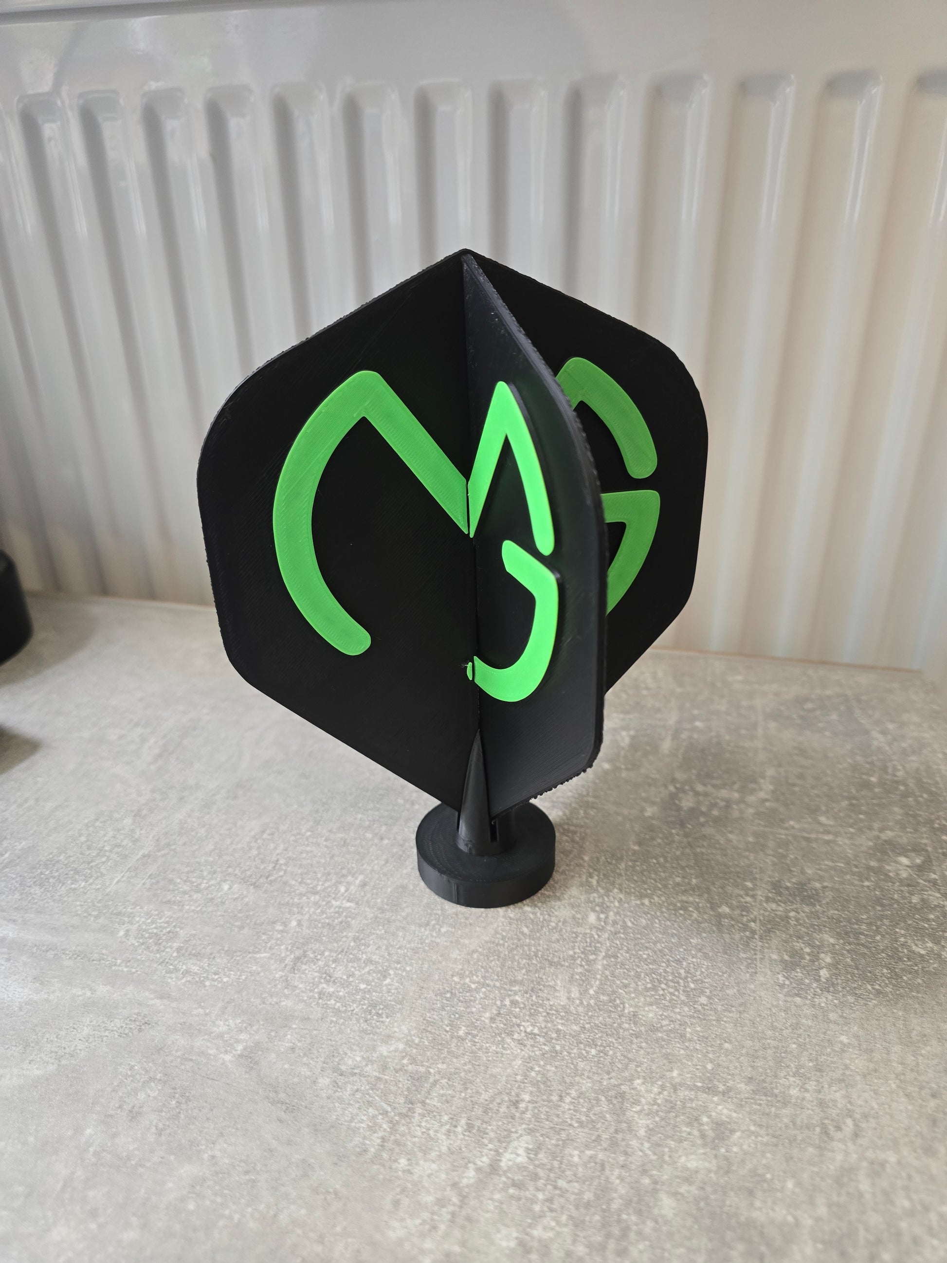Giant Display flights with stand