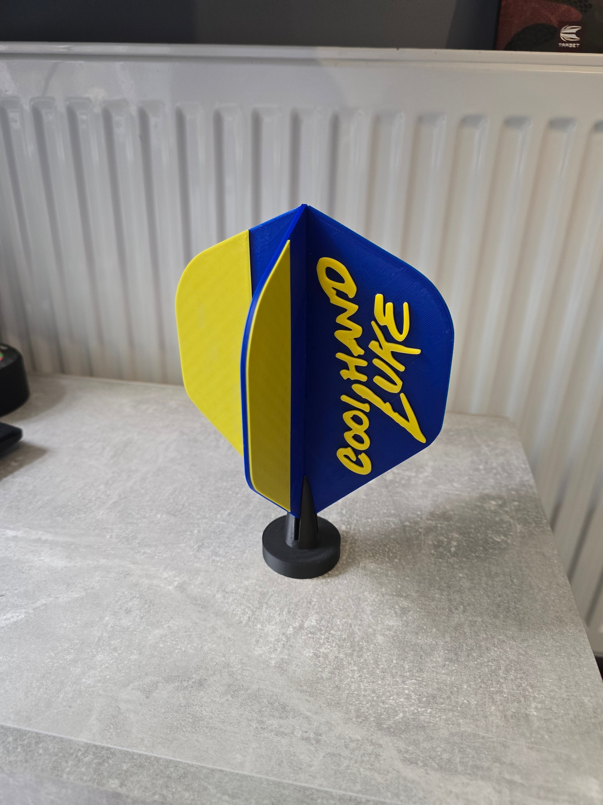 Giant Display flights with stand