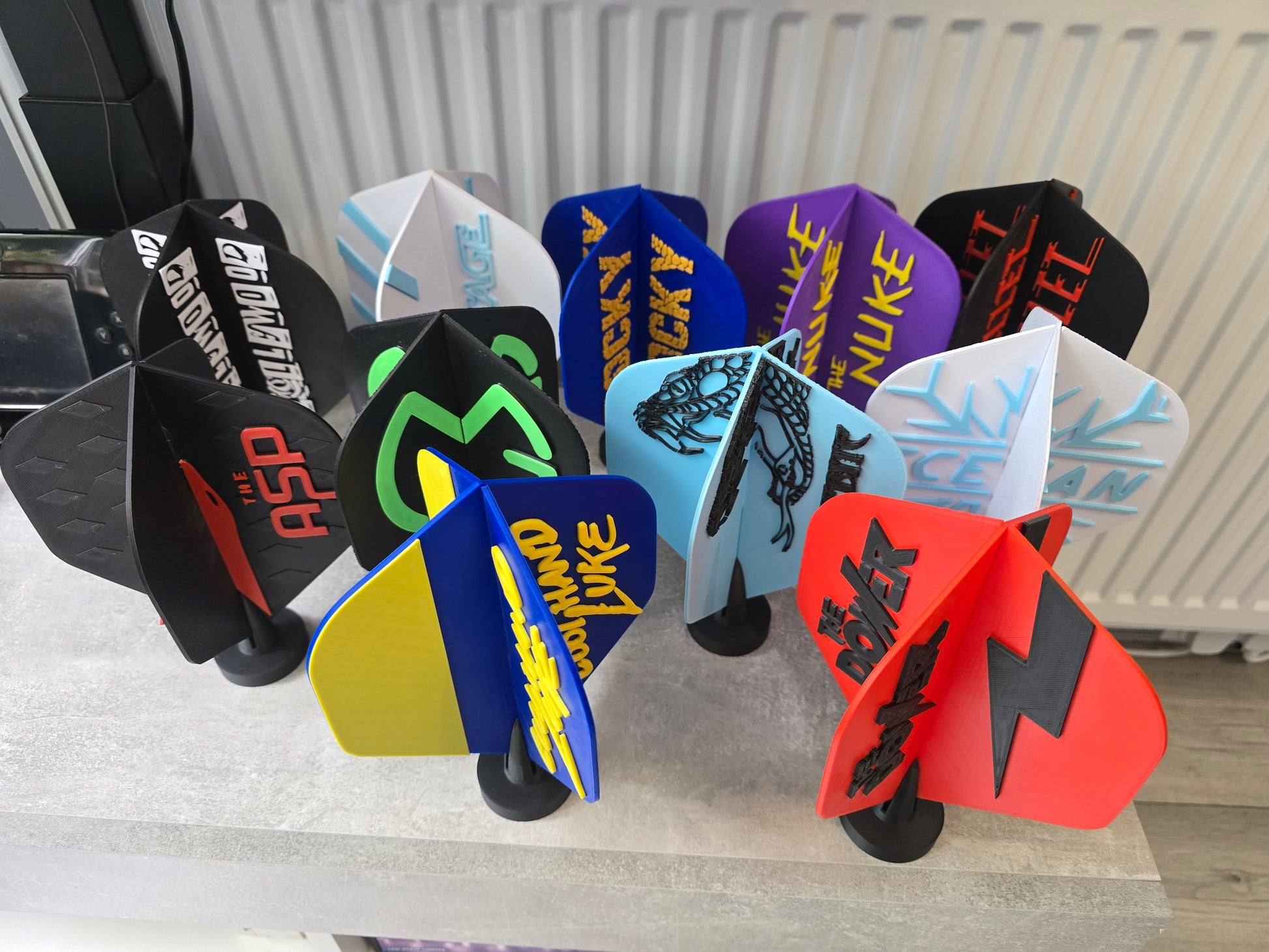 Giant Display flights with stand