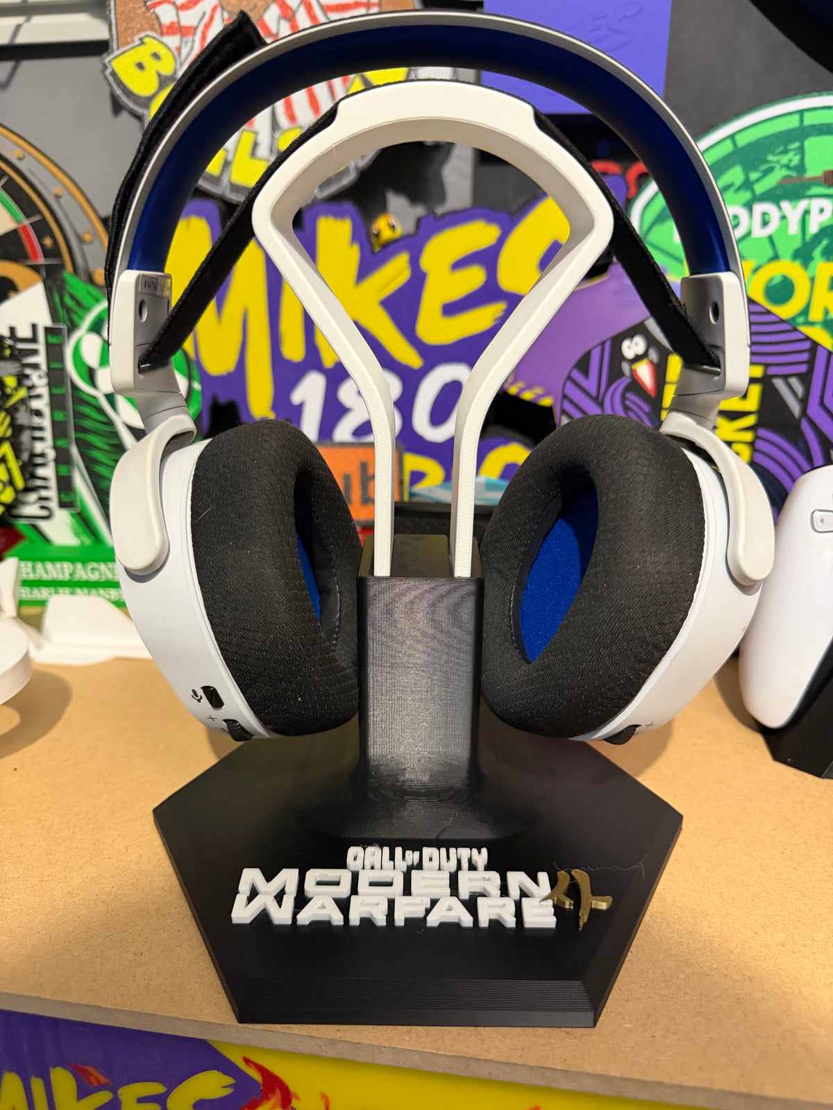 Themed Headset holder for gaming