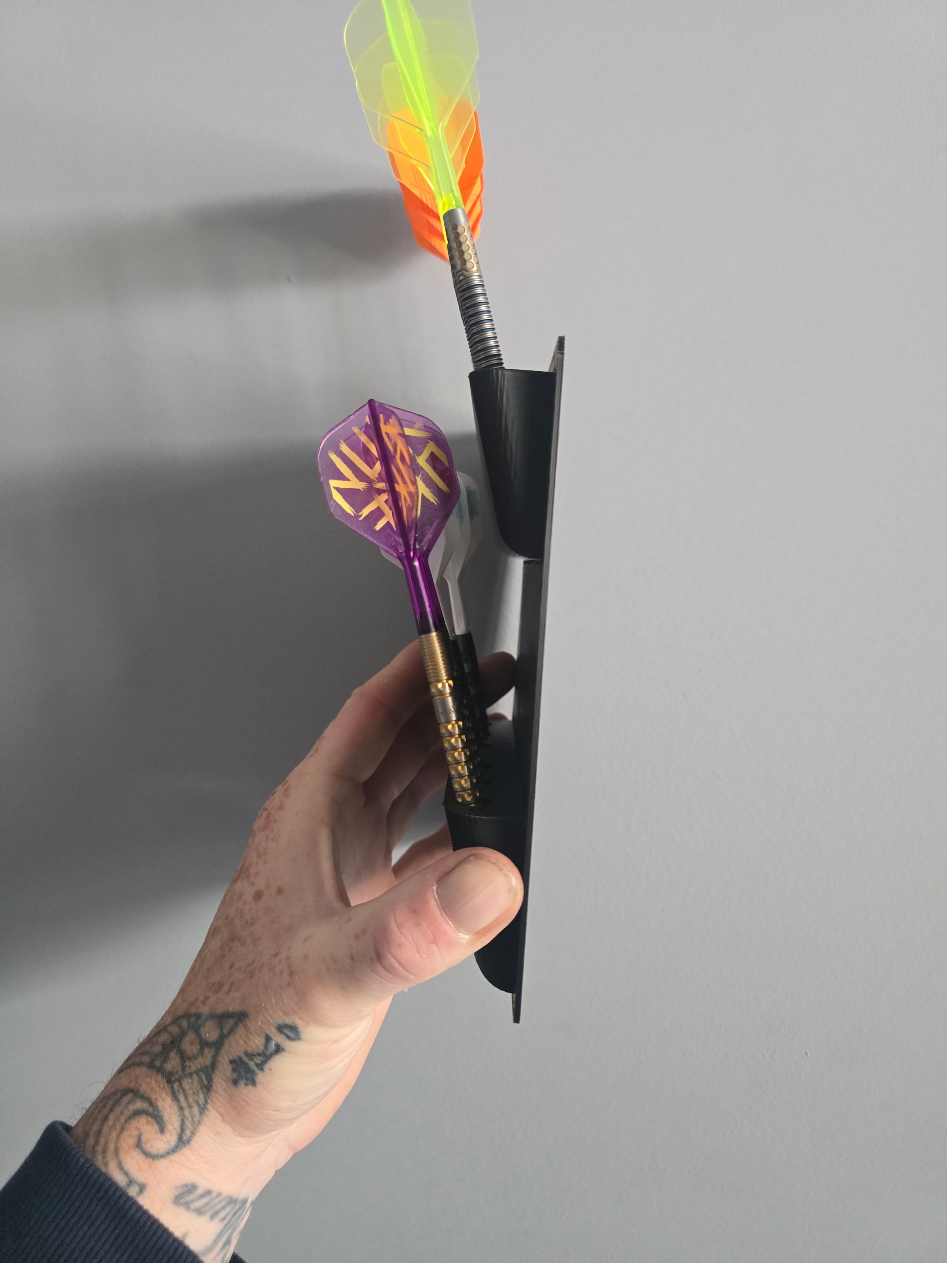 Wall mounted darts holder - holds 4 sets