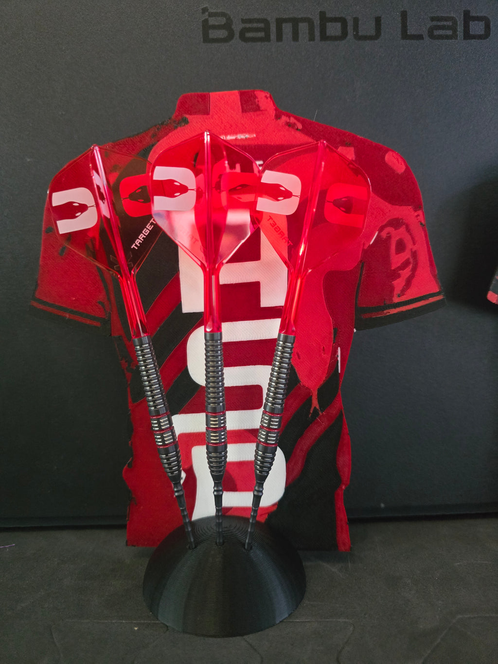 Dart Shirt Dart stands, comes with holder holds 1 set of Darts