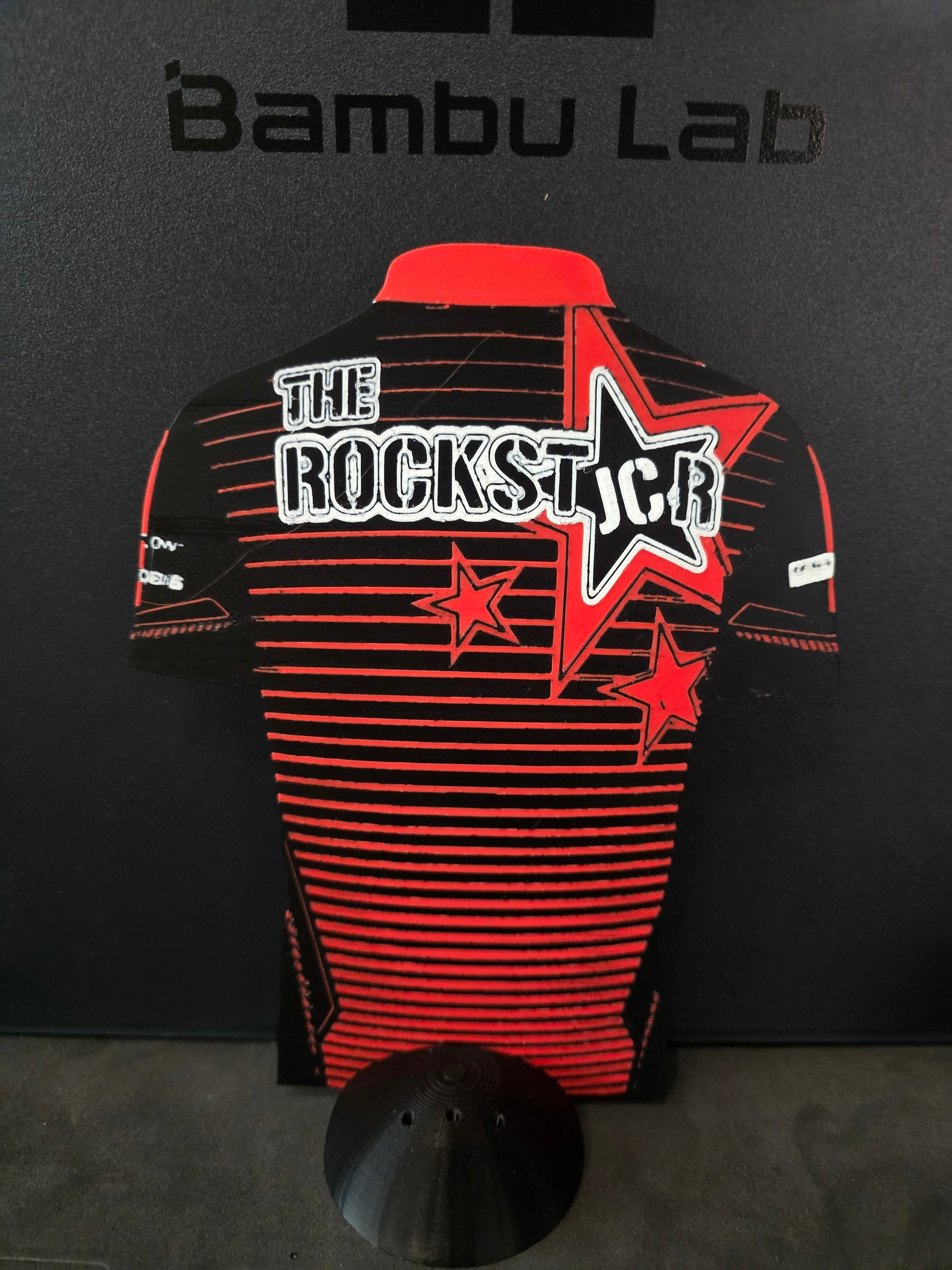 Dart Shirt Dart stands, comes with holder holds 1 set of Darts