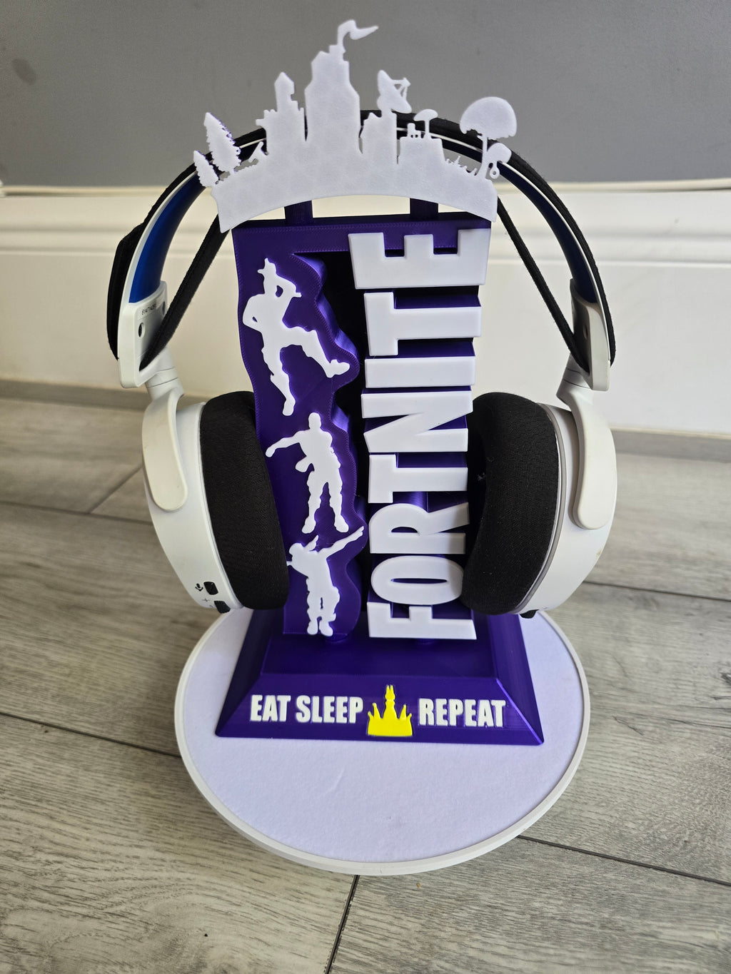 Fortnite headset stand