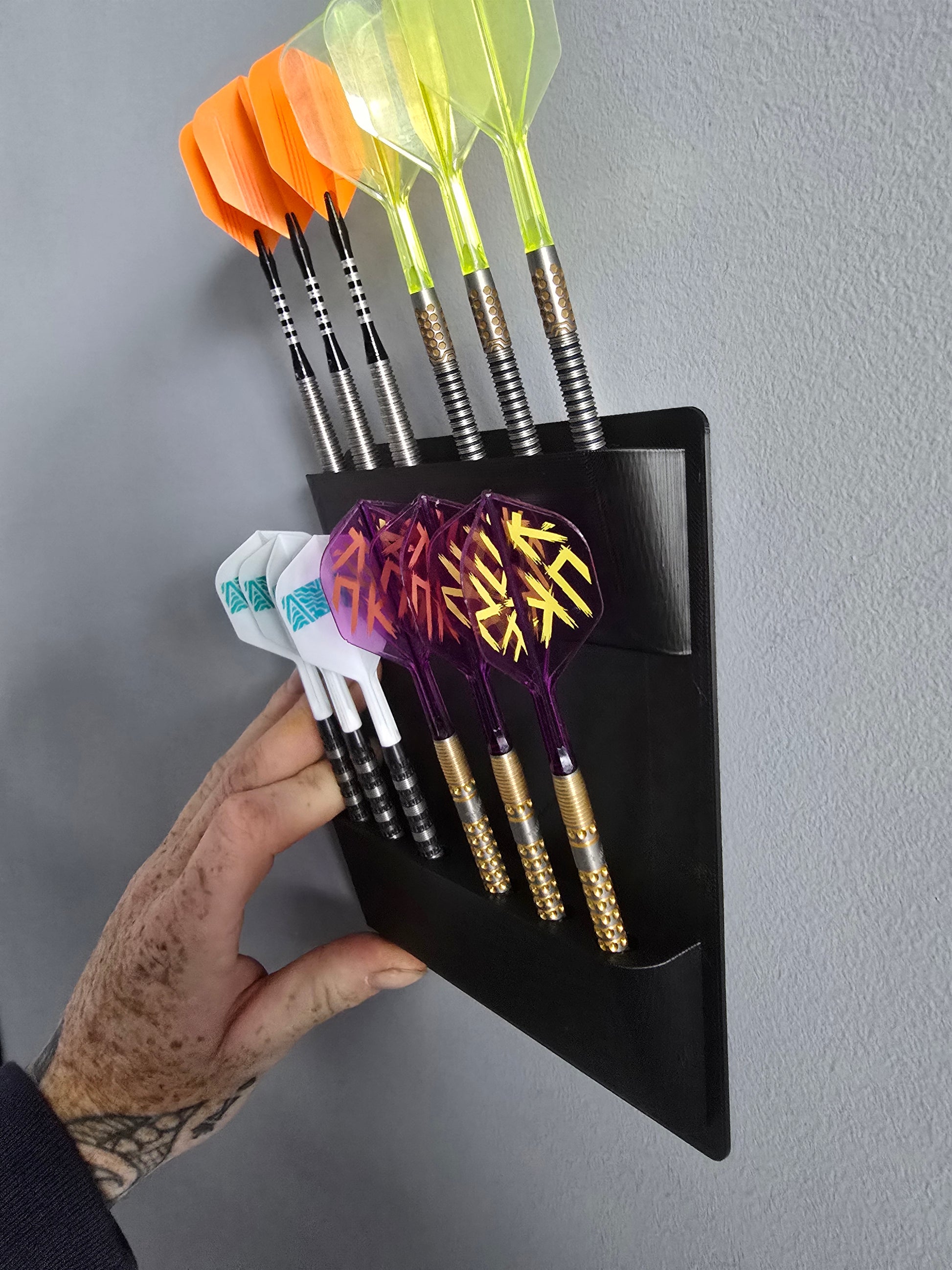 Wall mounted darts holder - holds 4 sets